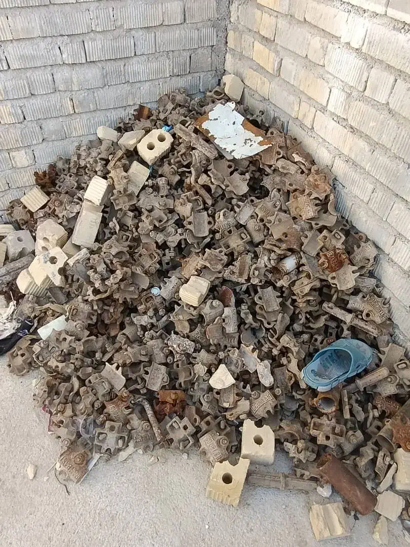 انواع ضایعات اهن فلزات وغیره|عمدهفروشی|بندر کنگان, |دیوار