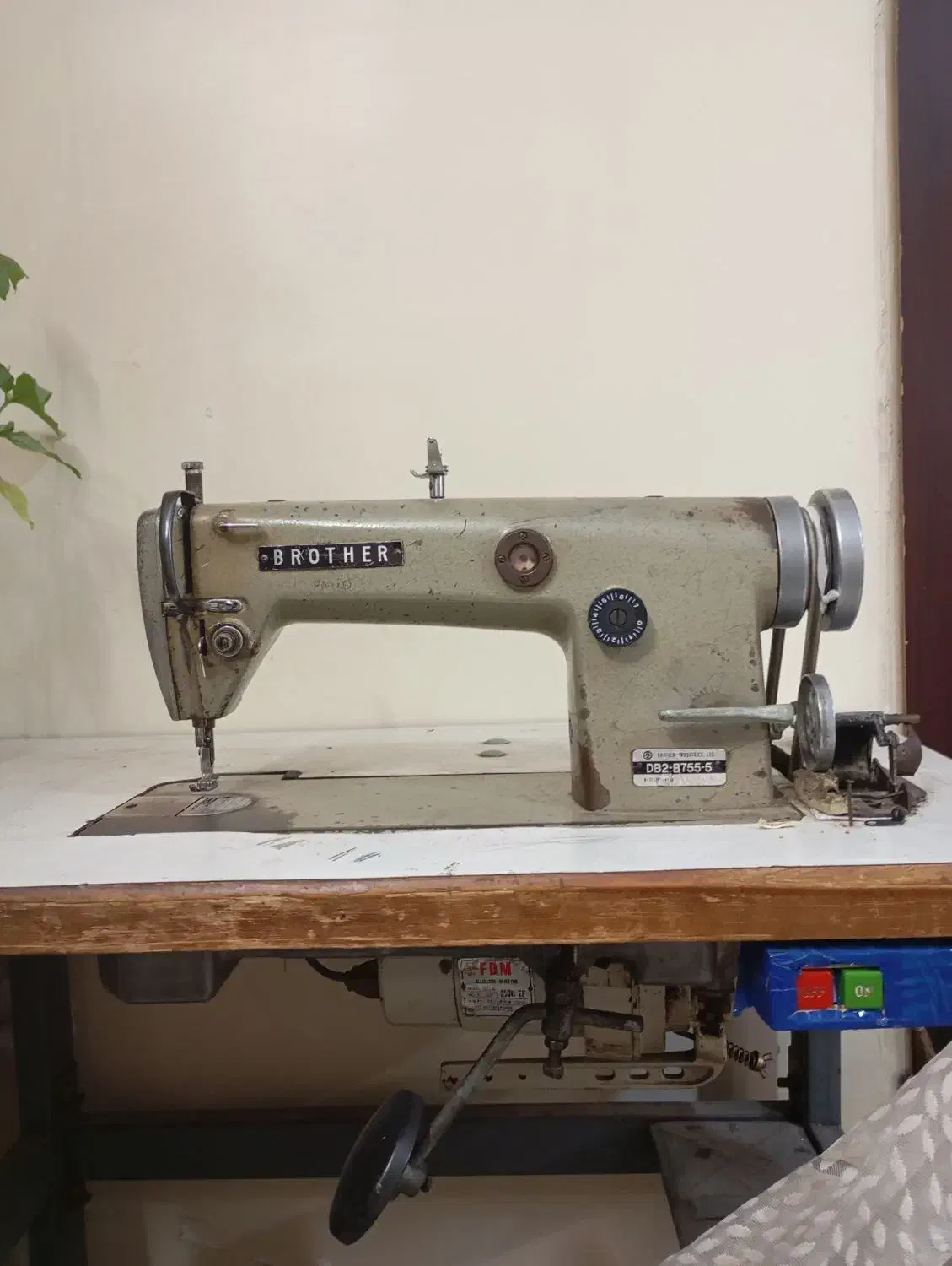 چرخ خیاطی صنعتی|چرخ خیاطی و ریسندگی|اسلامشهر, شهرک قائمیه|دیوار