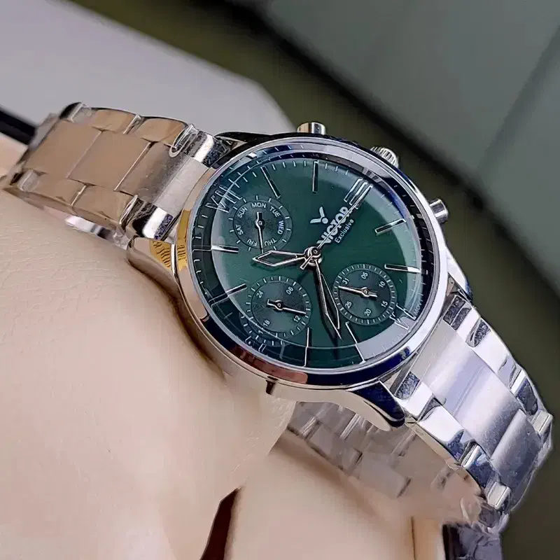 ویکتور فرانسه اورجینال ساعت مچی زنانه (سه موتوره)|ساعت|اصفهان, امامزاده اسماعیل|دیوار