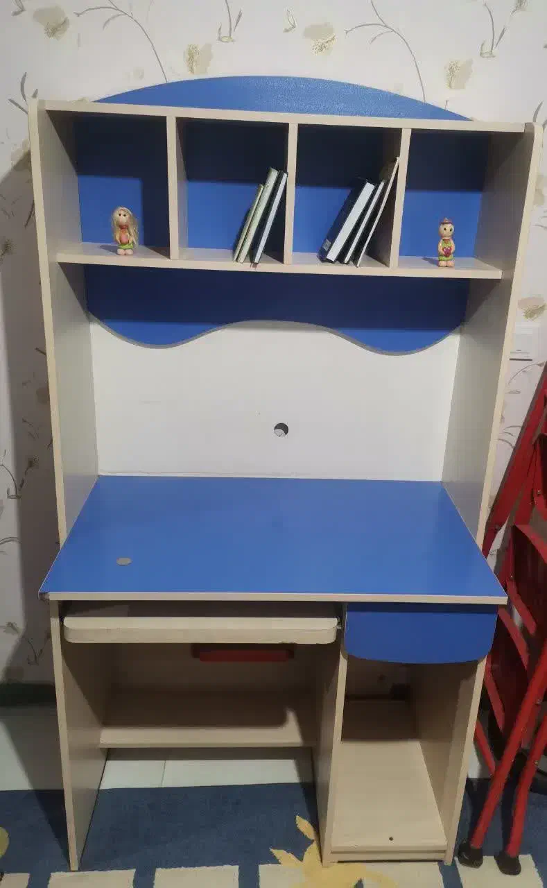 میز تحریر و کنسول|میز تحریر و کامپیوتر|فردیس, نگارستان|دیوار