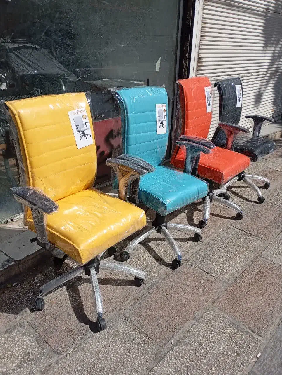 صندلی|صندلی و نیمکت|نسیم‌شهر, |دیوار