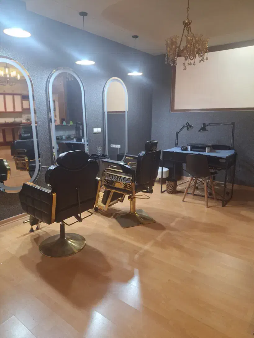 واگذاری وسایل سالن زیبایی بعلت مهاجرت|آرایشگاه و سالنهای زیبایی|مشهد, سجاد شهر|دیوار