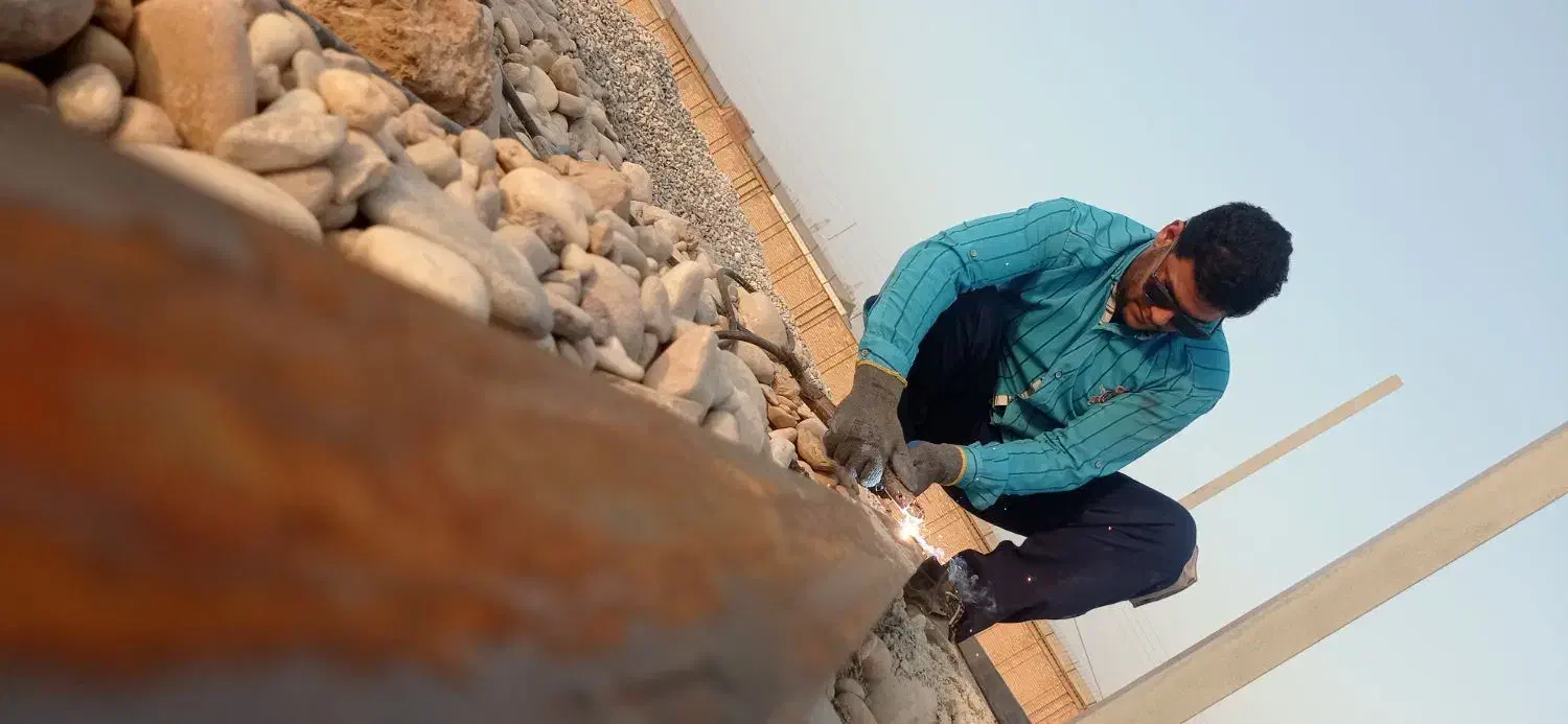 جوشکاری و آهن کشی و تعمیرات|خدمات پیشه و مهارت|اهواز, کوی طالقانی|دیوار