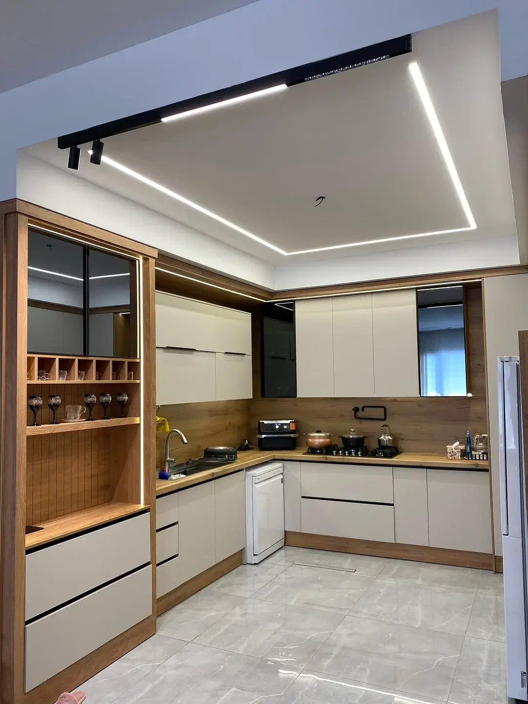 استاد کار ماهر و نیمه ماهر mdf فوری|استخدام معماری، عمران و ساختمانی|سیرجان, |دیوار