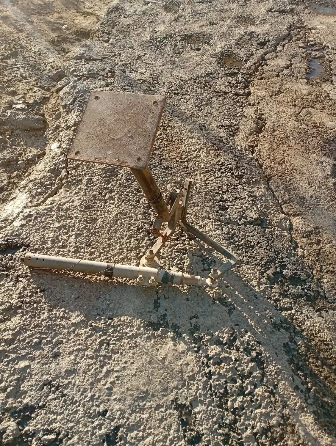 پایه انتن|تلویزیون و پروژکتور|اردبیل, |دیوار