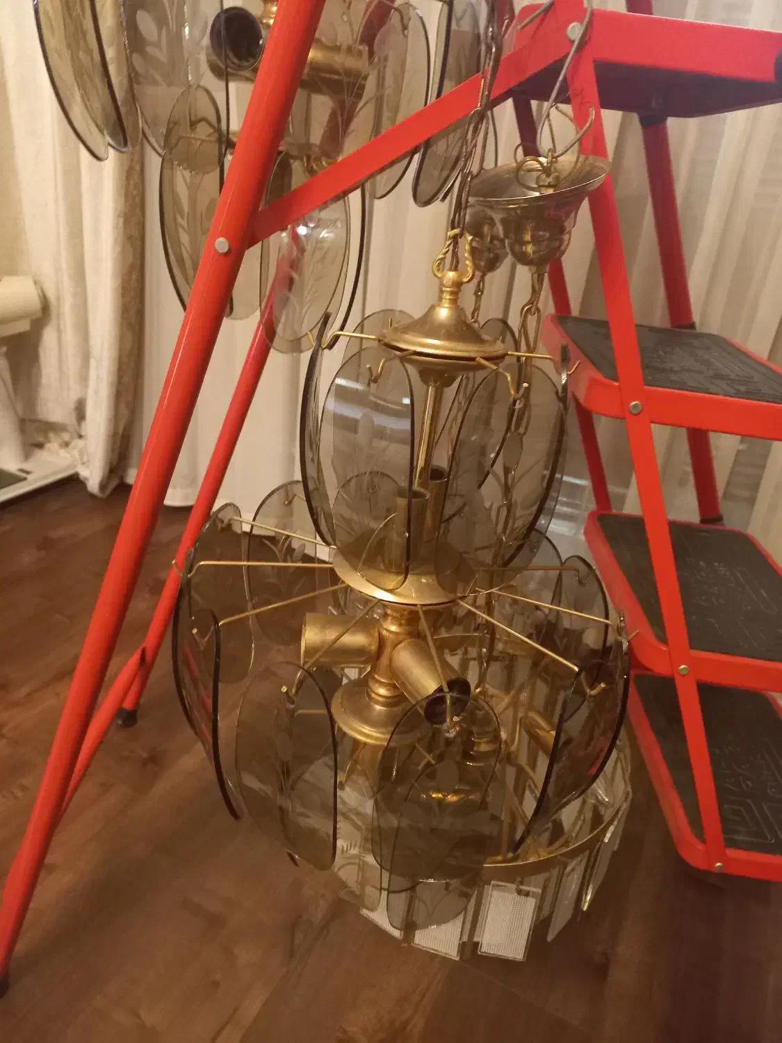 ۲ جفت لوستر|لوستر و چراغ آویز|شیراز, اصلاح‌نژاد|دیوار