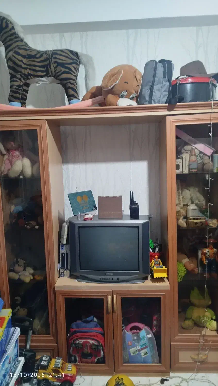 میز تلوزیون سه تیکه چوب ام دی اف|میز تلویزیون|رشت, هلال احمر|دیوار