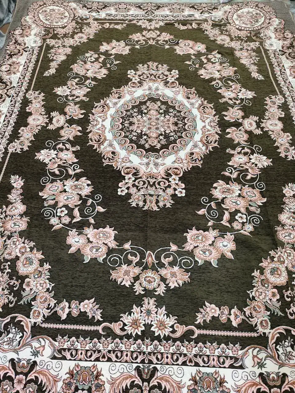 روفرشی 12 متری نونو. تو کاور  جنس ضخیم قدیمی|روفرشی|قم, آذر (نکویی)|دیوار