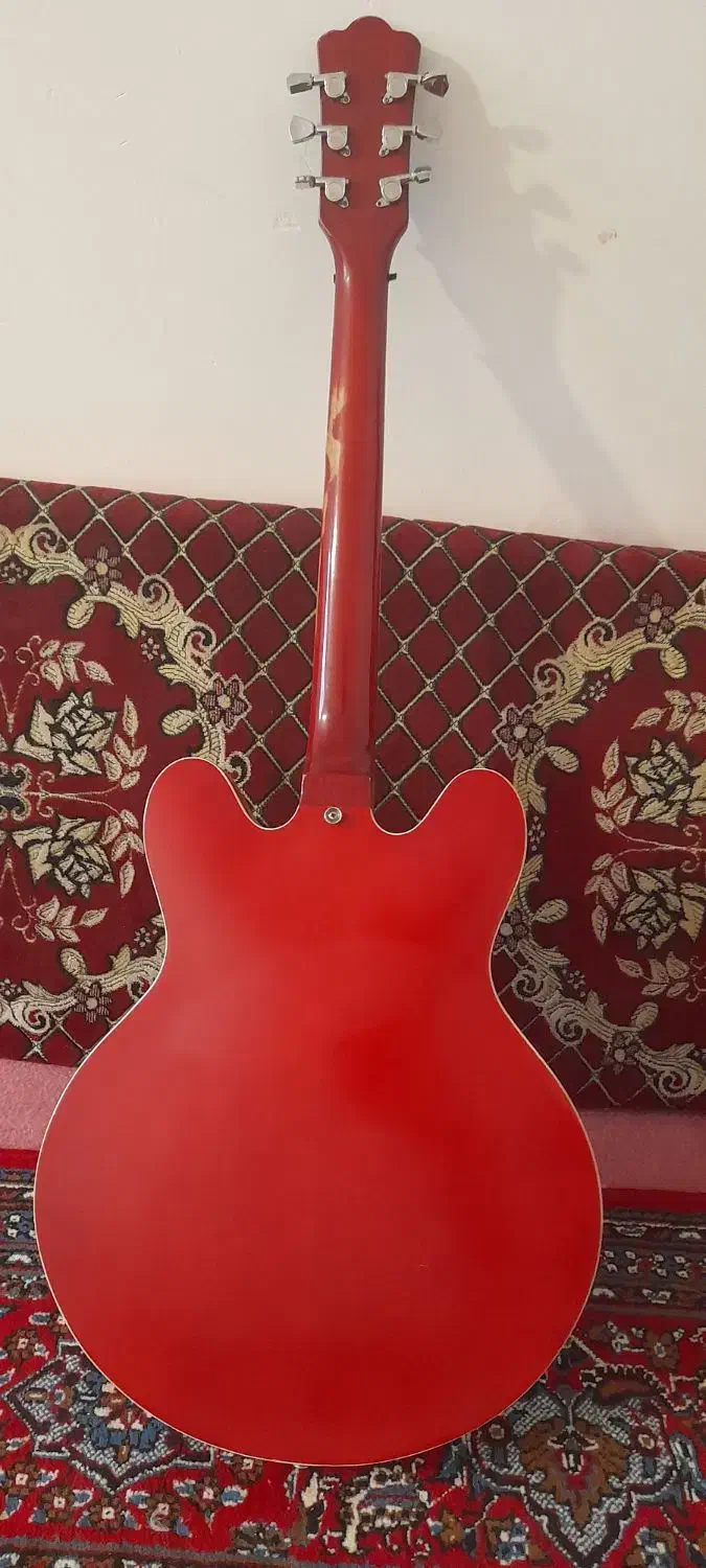 گیتار برقی بدون عیب و ایراد|گیتار، بیس، امپلیفایر|اردبیل, |دیوار