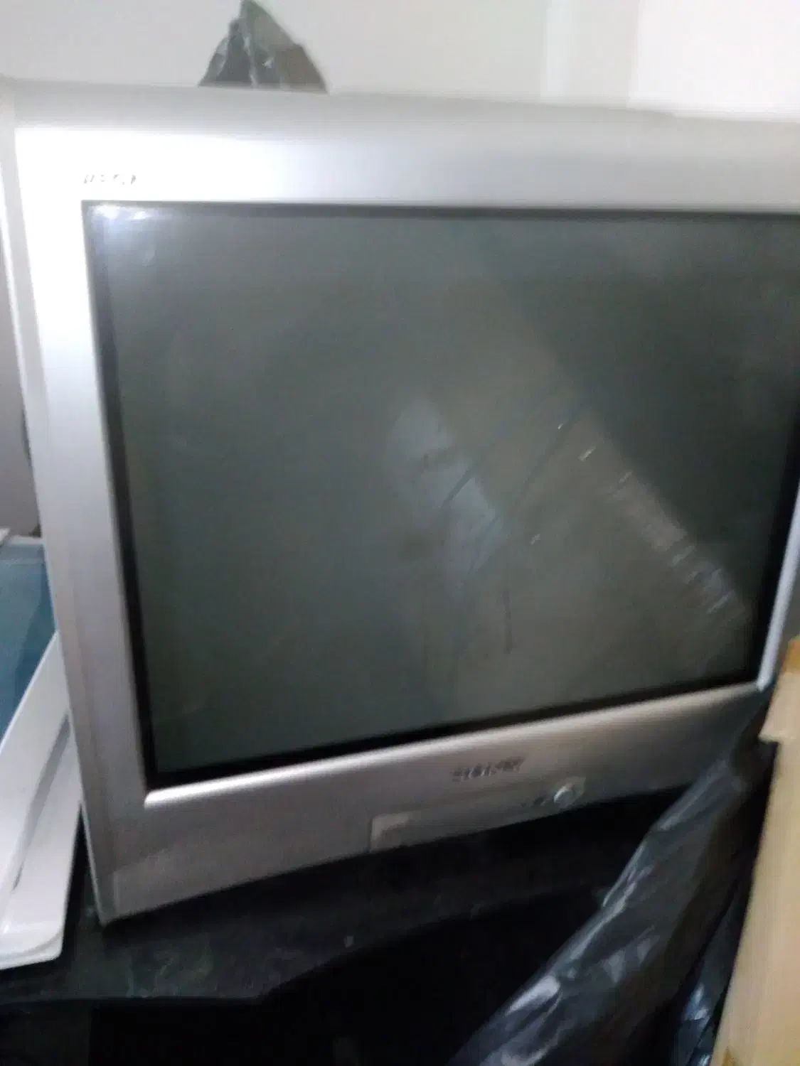 اخرین مدل تلویزیون سونی ۲۱اینج|تلویزیون و پروژکتور|تهران, شوش|دیوار