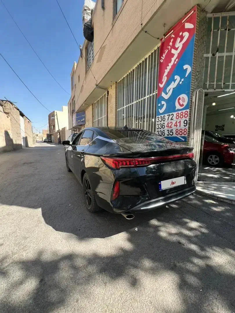 kmc j7 1402|خودرو سواری و وانت|خمینیشهر, |دیوار