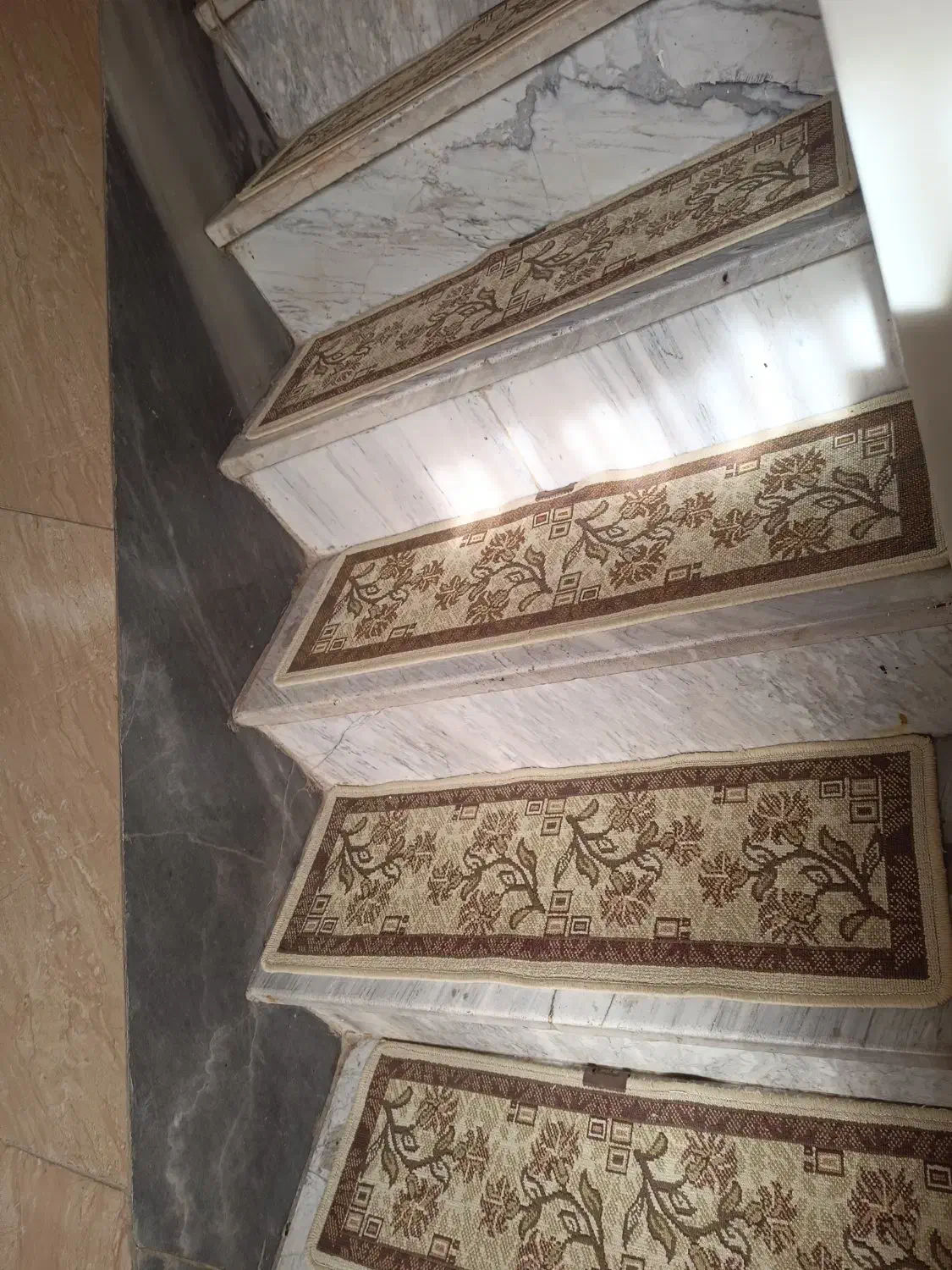 گلیم پله|گلیم، جاجیم، گبه|نسیم‌شهر, |دیوار