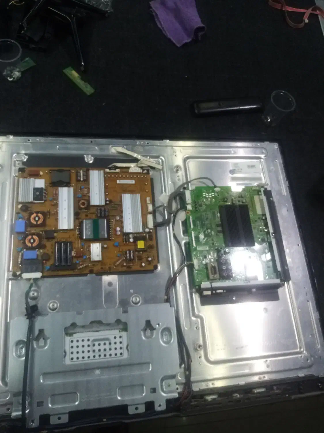 تعمیرات تلوزیون ال سی دی و ال ای دی بابکی|خدمات پیشه و مهارت|کوار, |دیوار