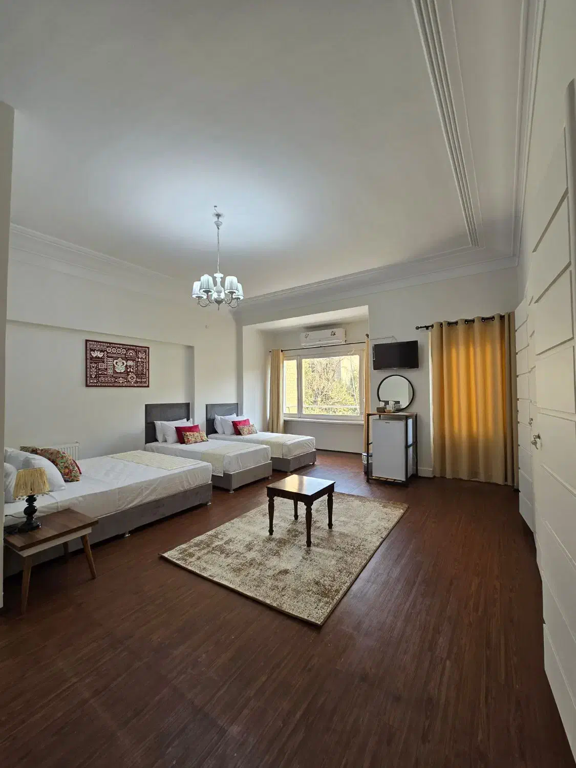 خانه دار  جهت هتل آپارتمان|استخدام سرایداری و نظافت|تهران, بلوار کشاورز|دیوار