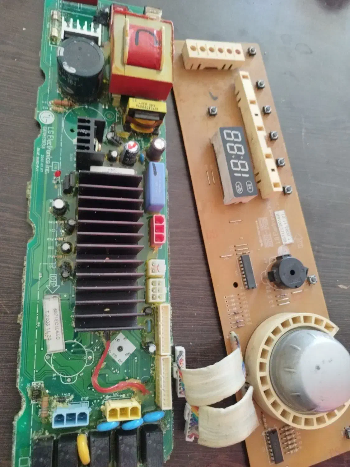 مرکز تعمیرات تخصصی یخچال ، لباسشویی ، پکیج|خدمات پیشه و مهارت|خرمآباد, |دیوار