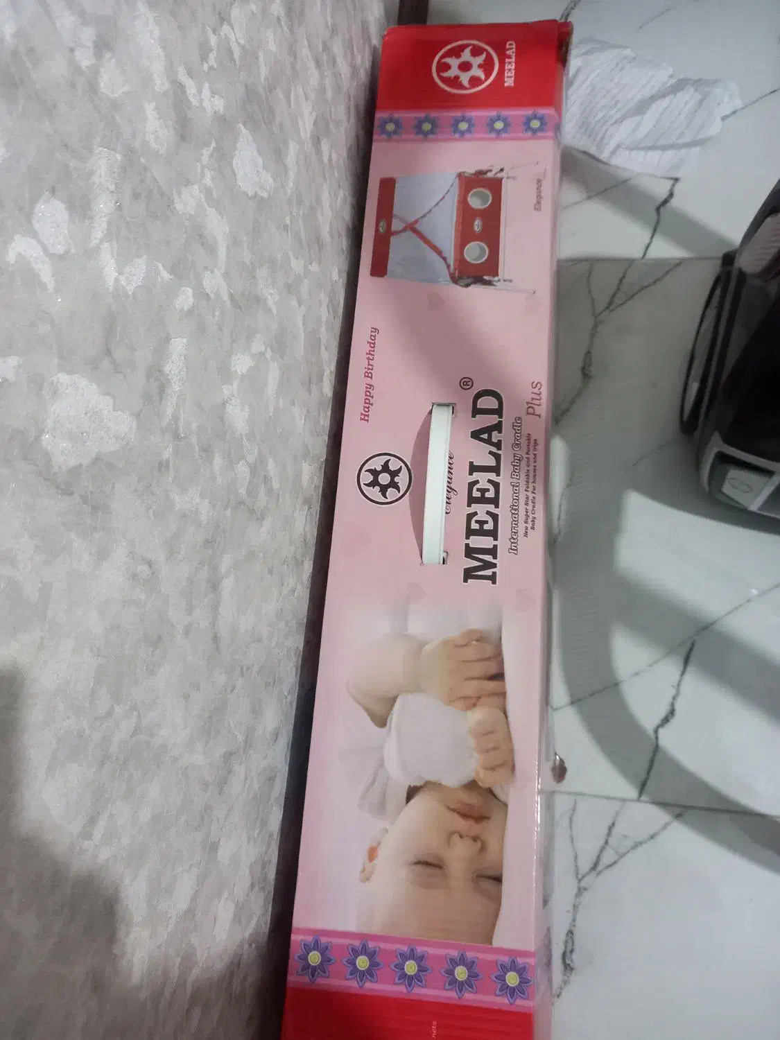 گهواره مارک میلاد داخل کارتن اصلا باز نشده|اسباب و اثاث بچه|الیگودرز, |دیوار