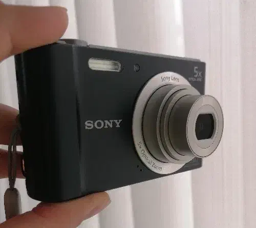 دوربین دیجیتال سونی|دوربین عکاسی و فیلم‌برداری|شاهین‌شهر, طالقانی|دیوار