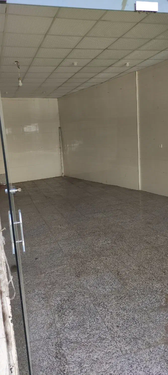 اجاره مغازه|اجارهٔ مغازه و غرفه|میانه, |دیوار