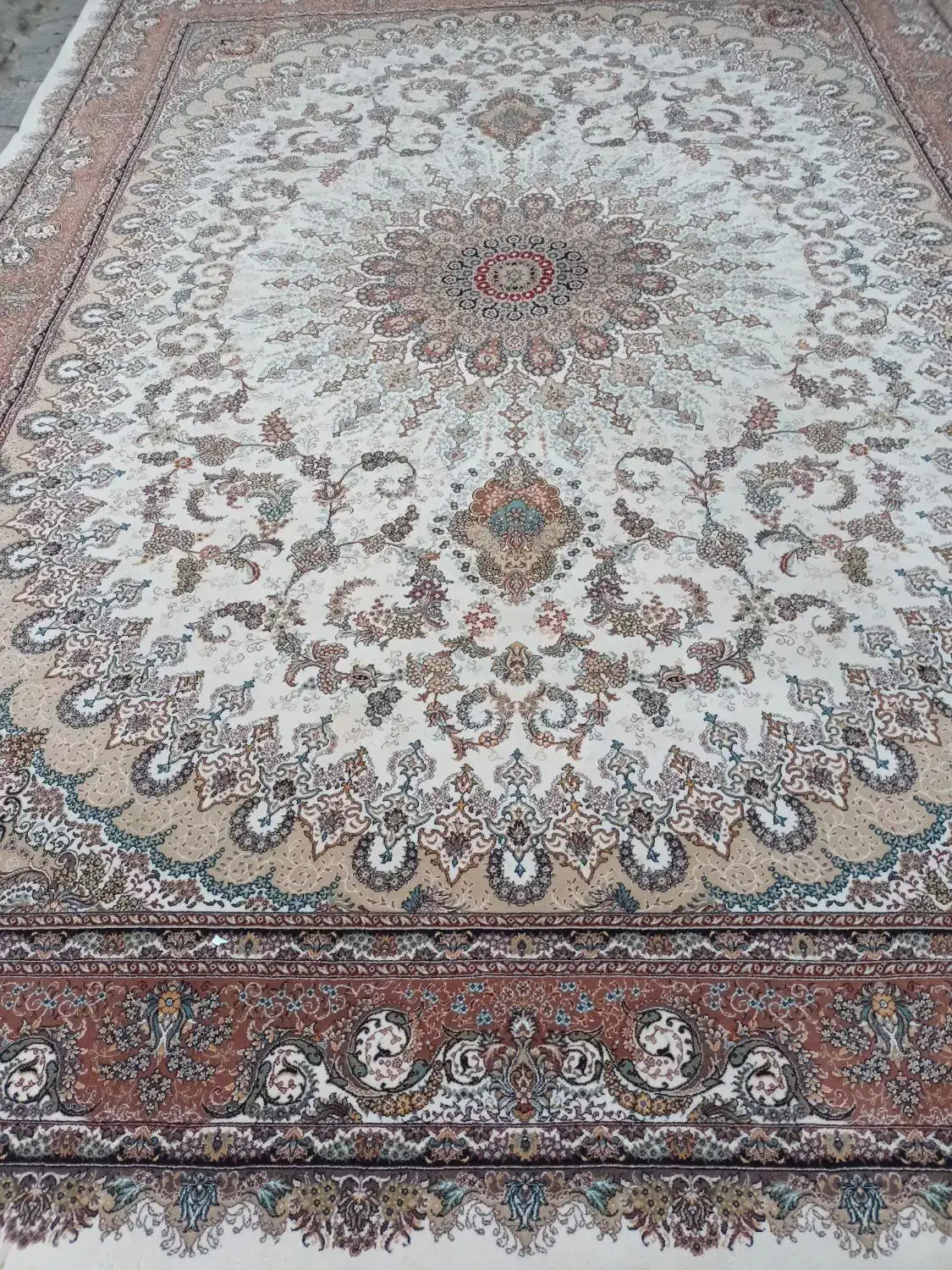 فرش ماشینی مشهد ۱۲متری ۲تخته|فرش|همدان, |دیوار