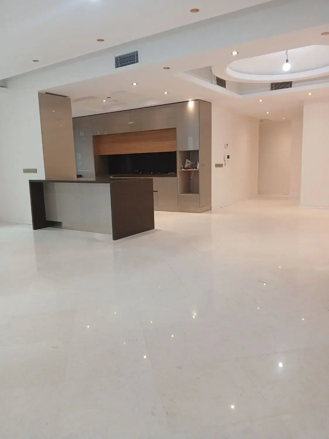 اجاره آپارتمان۱۷۵ متری کلید نخورده (فرمانیه غربی)|اجارهٔ آپارتمان|تهران, کامرانیه|دیوار