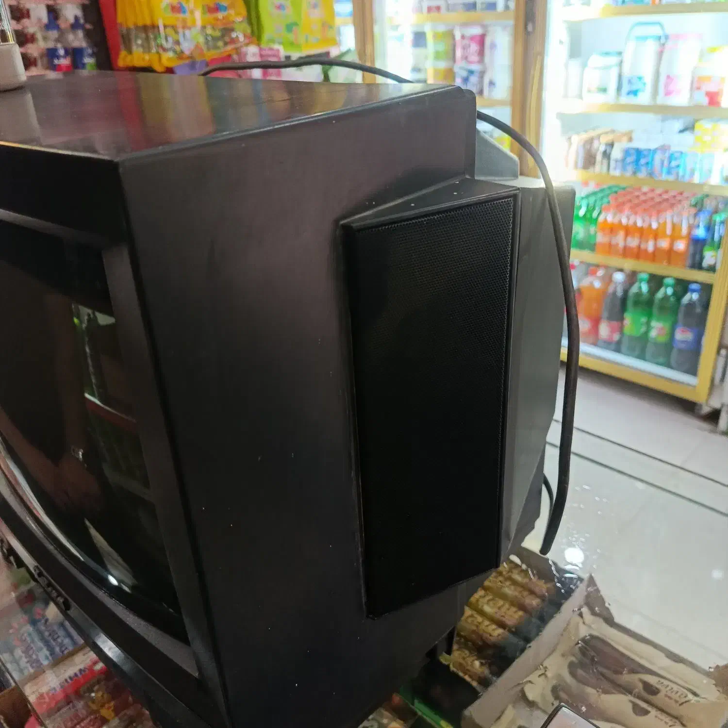 تلویزیون قدیمی ناسیونال|تلویزیون و پروژکتور|تهران, پرستار|دیوار