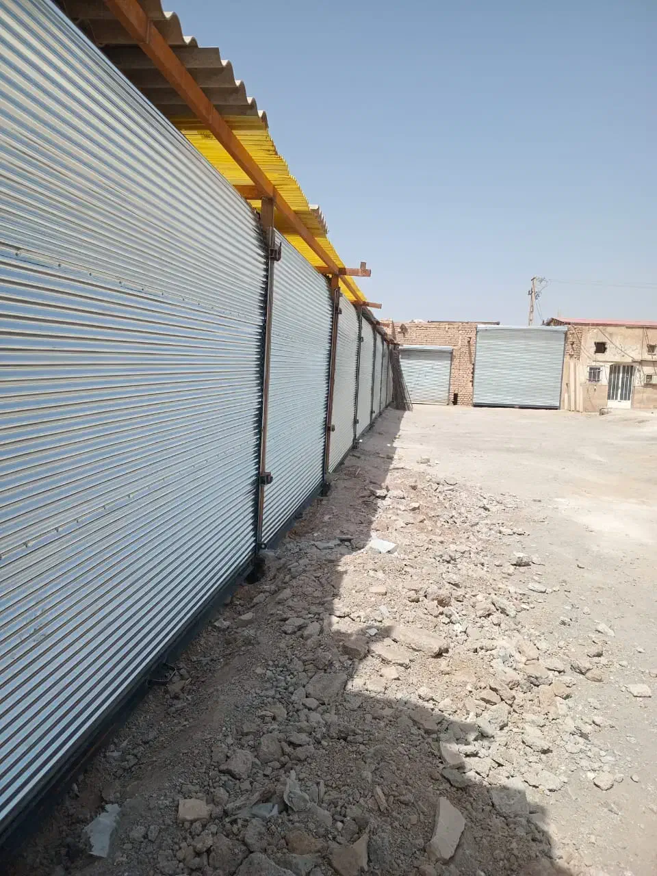 گاراژ بحر بلوار شهروند چندتا مغازه اجاره ای موجوده|اجارهٔ مغازه و غرفه|قم, پردیسان|دیوار