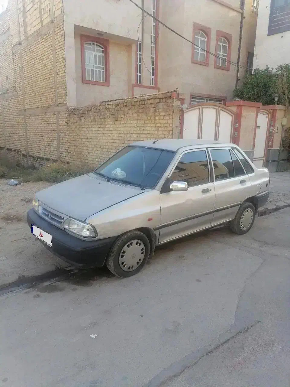 پراید۱۳۱رنگ نقره ای|خودرو سواری و وانت|شیراز, محراب|دیوار