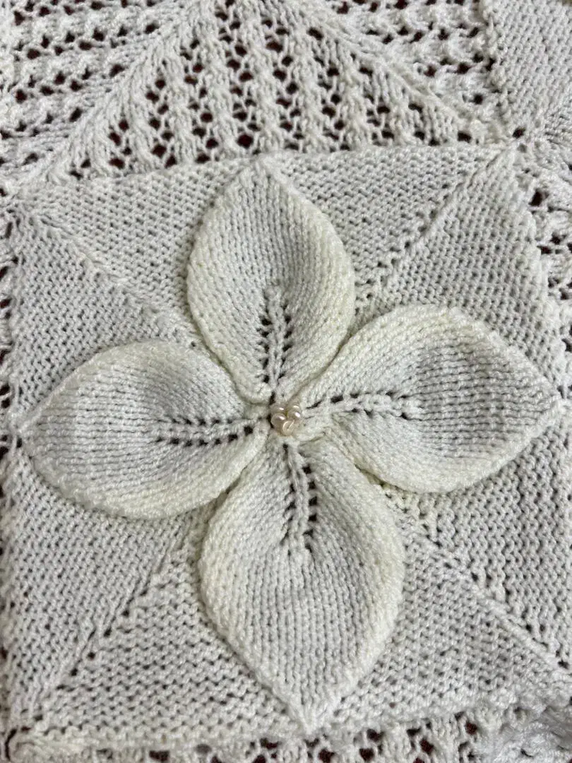 پتوی نوزادی ( دستباف و کاملا نو )|اسباب و اثاث بچه|اصفهان, مهرآباد|دیوار