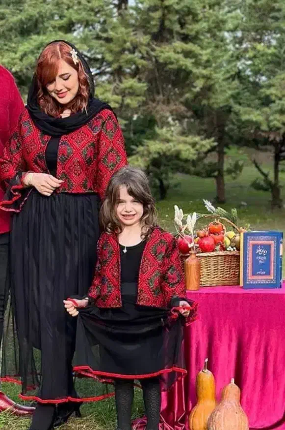 انواع ست|لباس|شیراز, سرو|دیوار