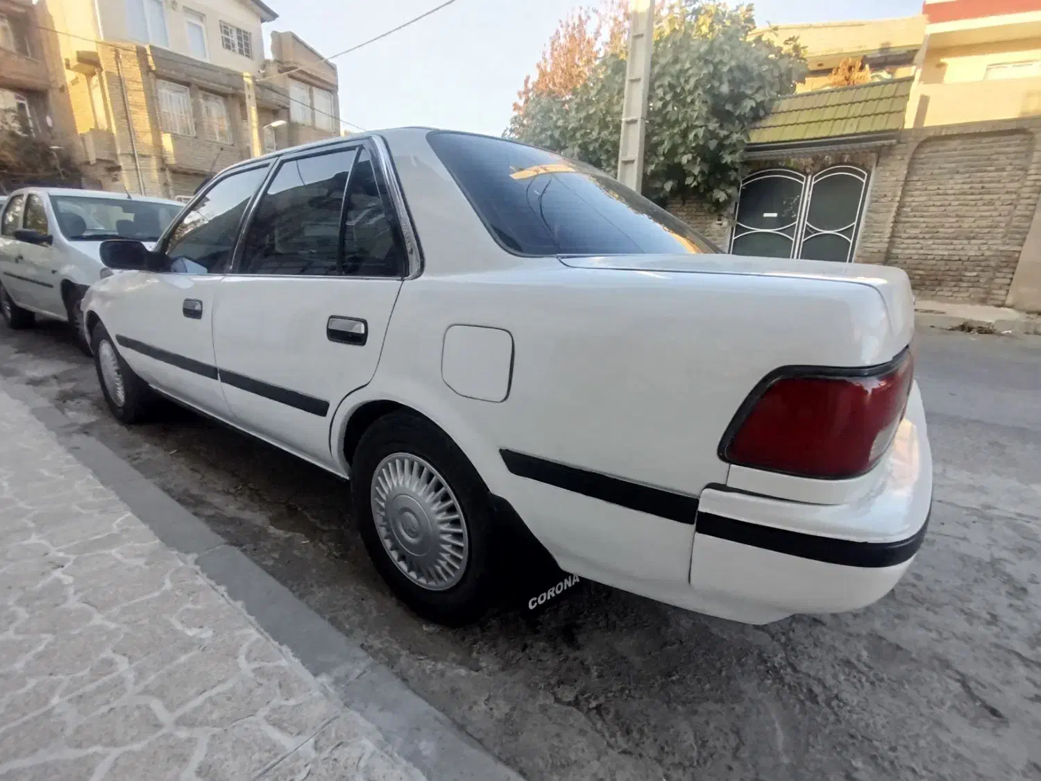 تویوتا کرونا۱۹۹۲ سوپر سالن موتور۲۰۰۰|خودرو کلاسیک|تهران, جیحون|دیوار