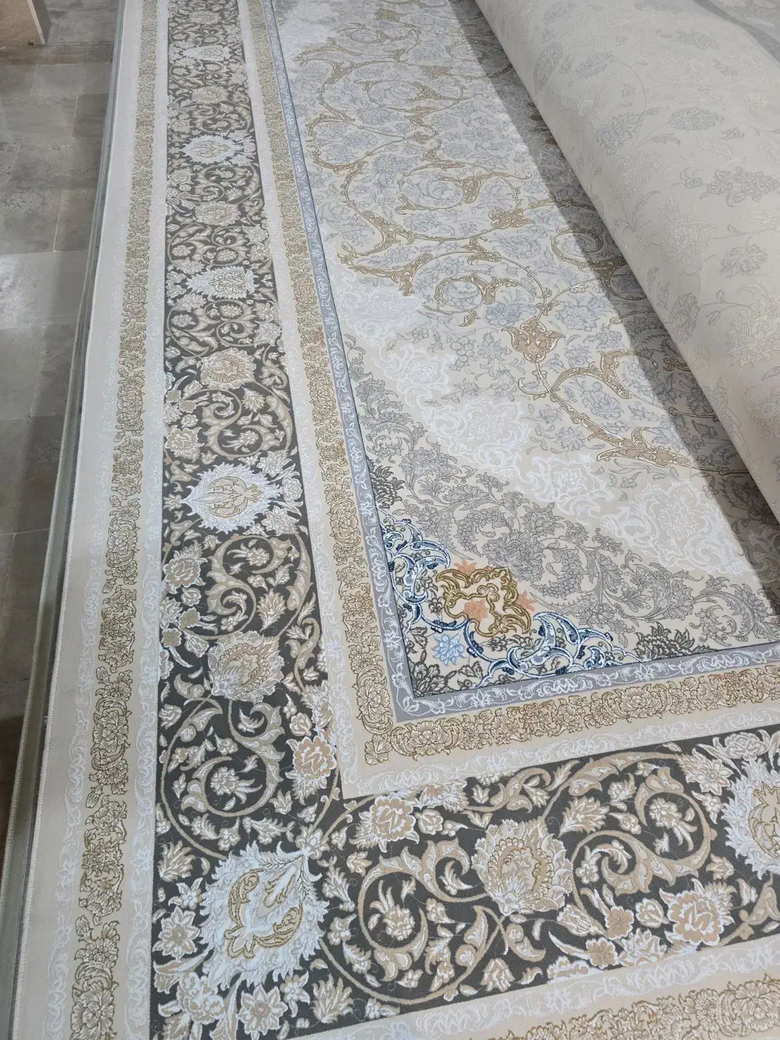 فرش و قالیچه و تابلو فرش زیر قیمت|فرش|دابودشت, |دیوار