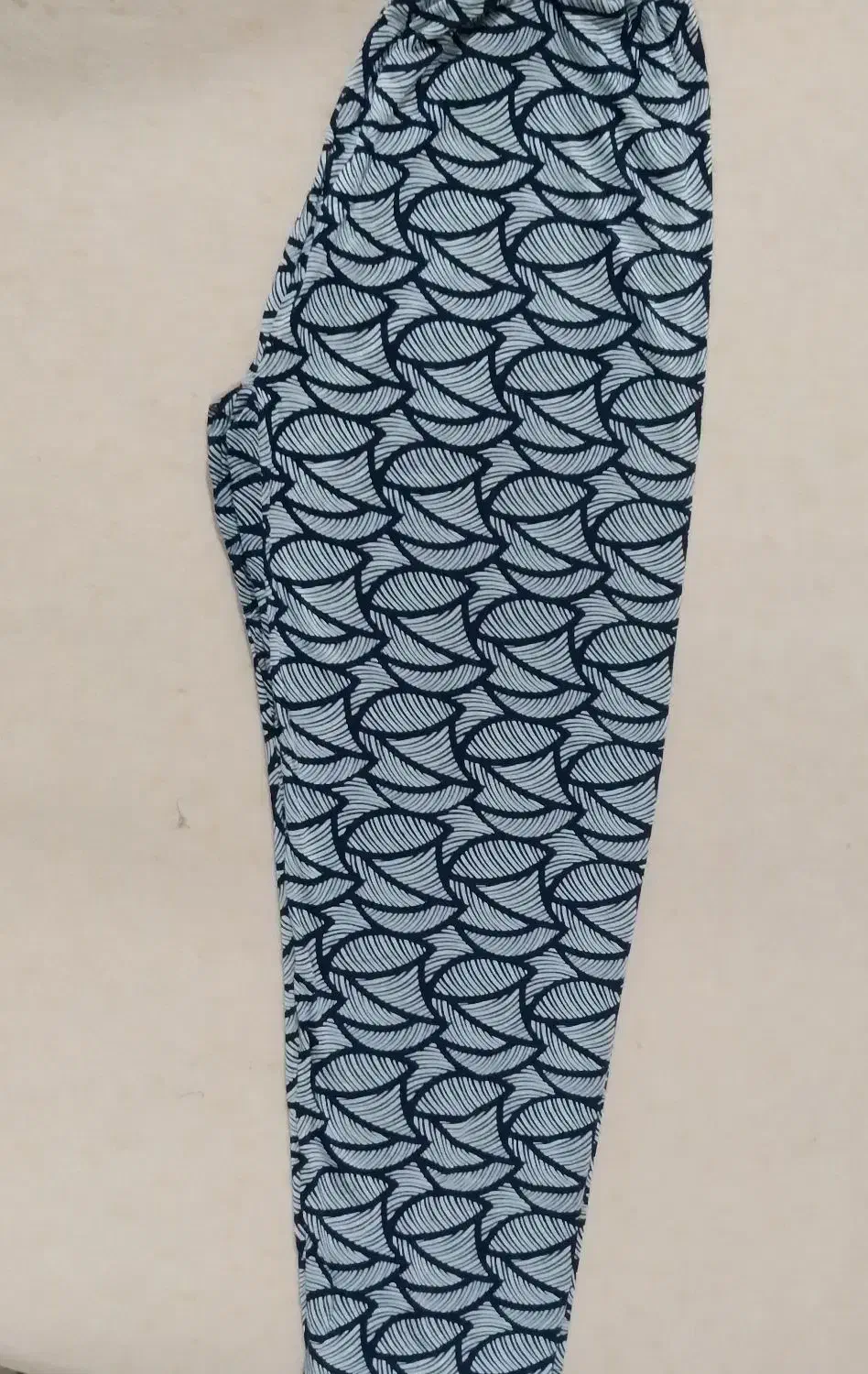 لباس زنانه|لباس|رامیان, |دیوار