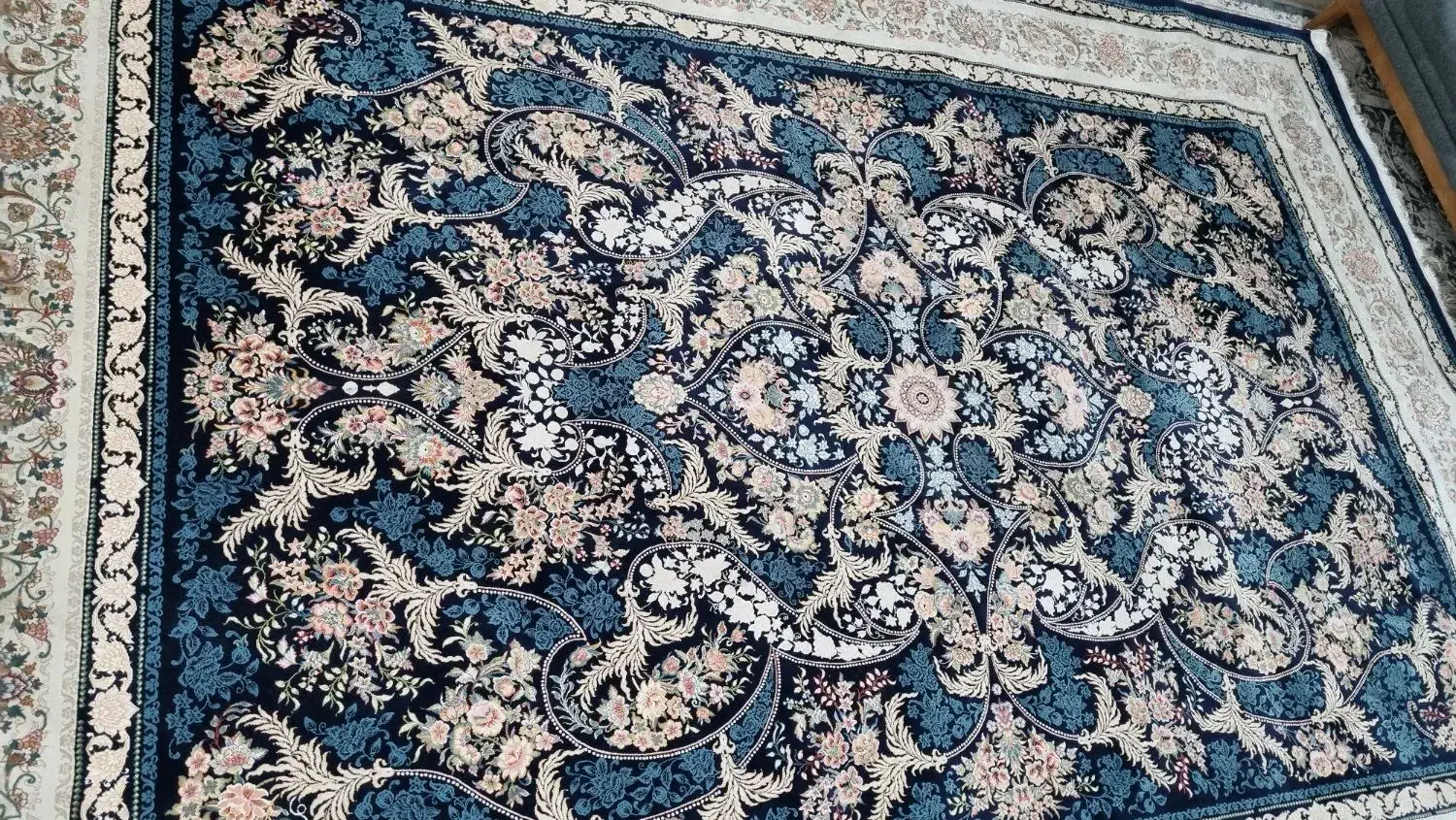دوتخته فرش ۹ متری بزرگمهر ۱۲۰۰ شانه|فرش|تهران, امام زاده حسن|دیوار