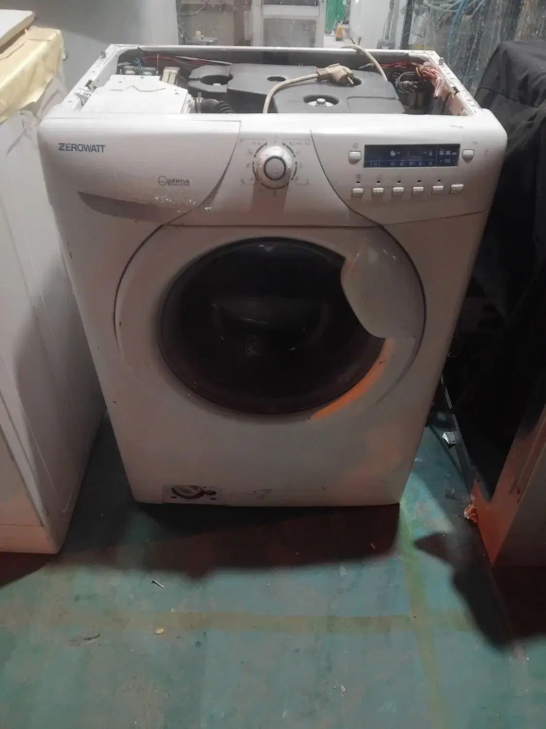 لباسشویی زیروات ایتالیا  ۷ کیلویی|ماشین لباسشویی و خشک‌کن لباس|الوند, |دیوار