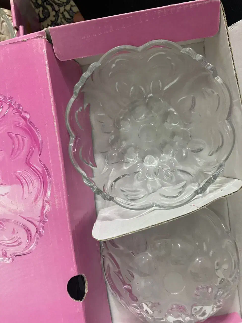 یک سری لوازم آشپزخانه و برقی|ظروف سرو و پذیرایی|ری, شهادت|دیوار