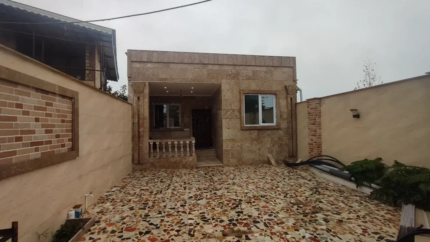 نوساز 190 متر 90 متر بنا دو خواب|فروش خانه و ویلا|گوراب زرمیخ, |دیوار