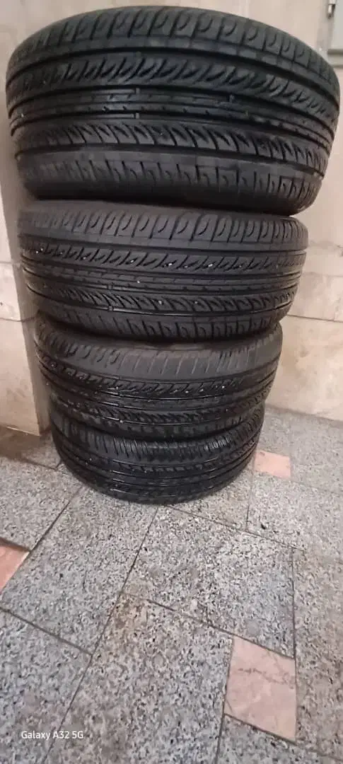 لاستیک|قطعات یدکی و لوازم جانبی|فردیس, خیام شرقی|دیوار