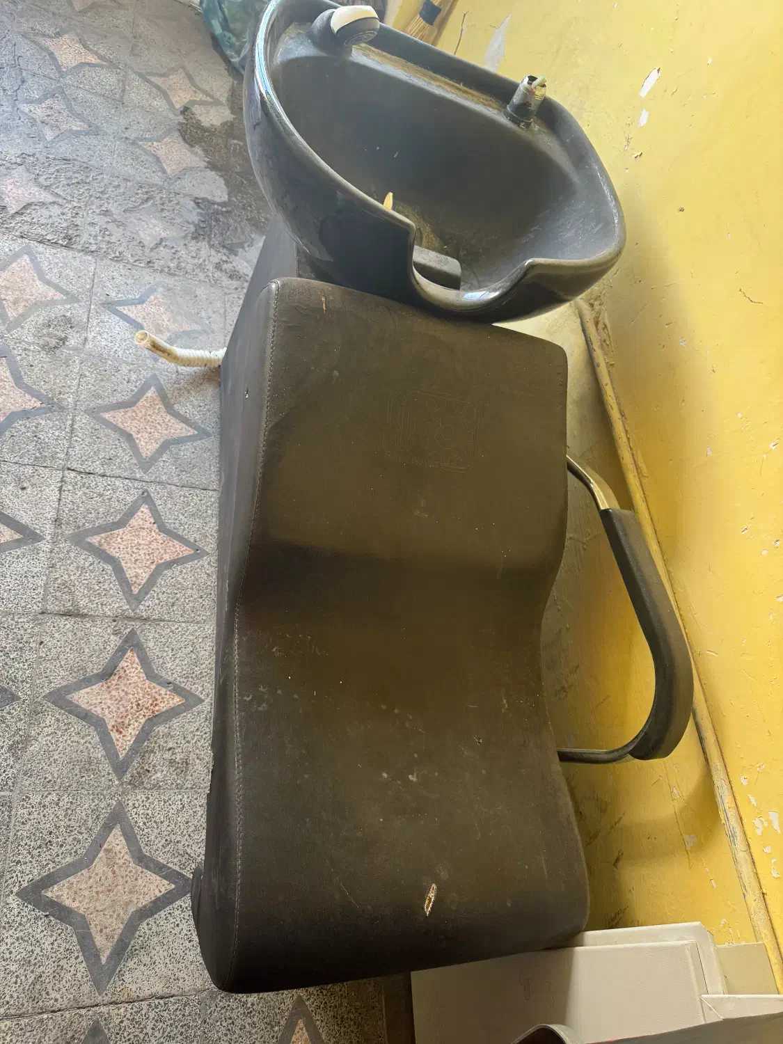 صندلی ارایشگاه و سرشور +صندلی سرشور|آرایشگاه و سالن‌های زیبایی|محمدیه-قزوین, |دیوار