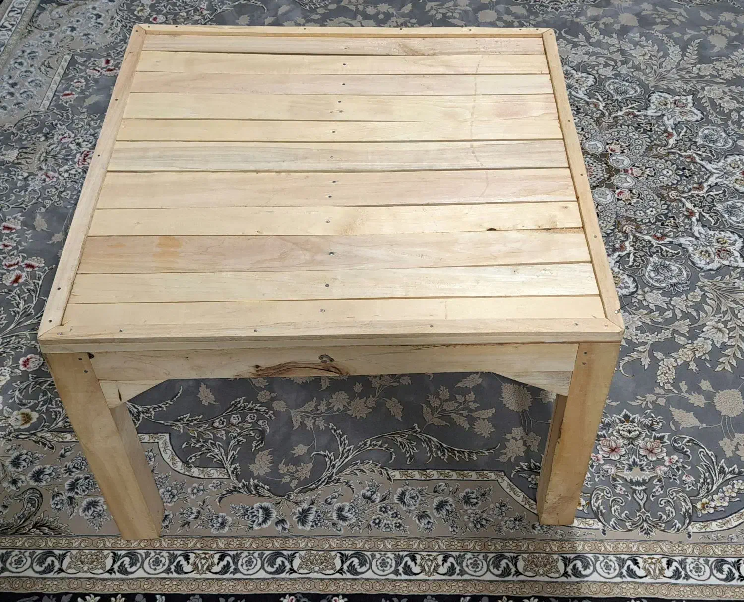 کرسی چوبی|صندلی و نیمکت|هشتگرد, شهرک وحدت|دیوار