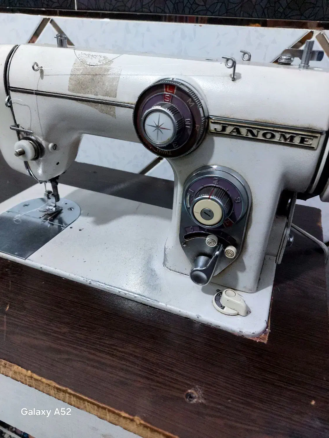 چرخ خیاطی پنج میل|چرخ خیاطی و ریسندگی|میناب, |دیوار