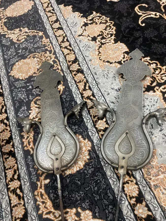 علامت تیغه علم|کلکسیون اشیاء عتیقه|تهران, آهنگ|دیوار