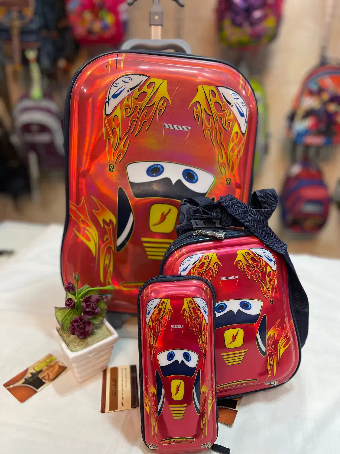 چرخ دار اف خرده|کیف، کفش، کمربند|یزد, |دیوار