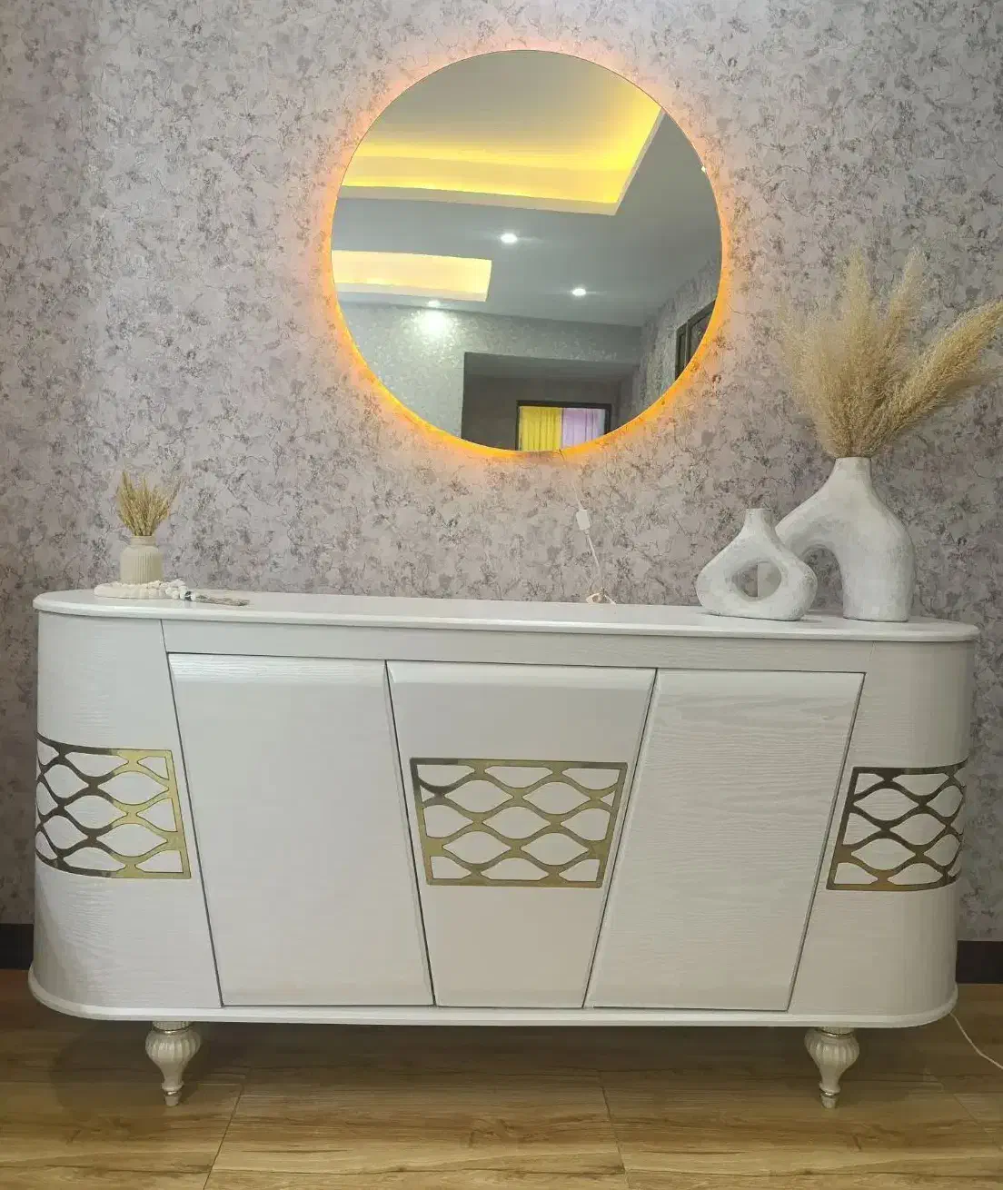 کنسول و تی وی|بوفه، ویترین، کنسول|چهارباغ, |دیوار