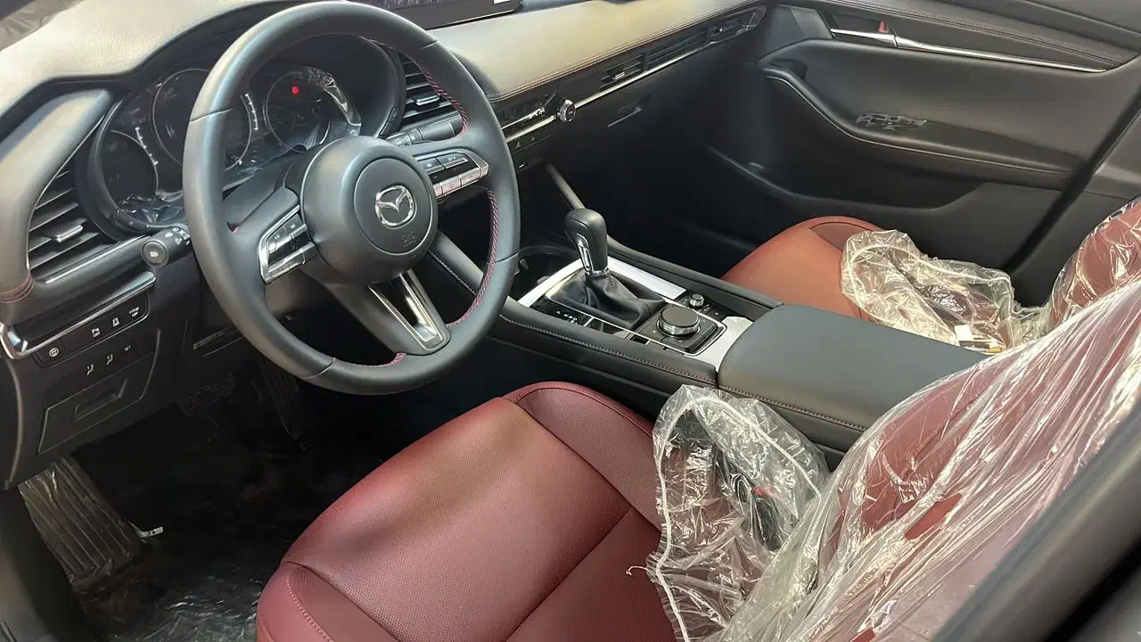 مزدا ۳ پرمیوم وارداتی صفر|خودرو سواری و وانت|تهران, درختی|دیوار