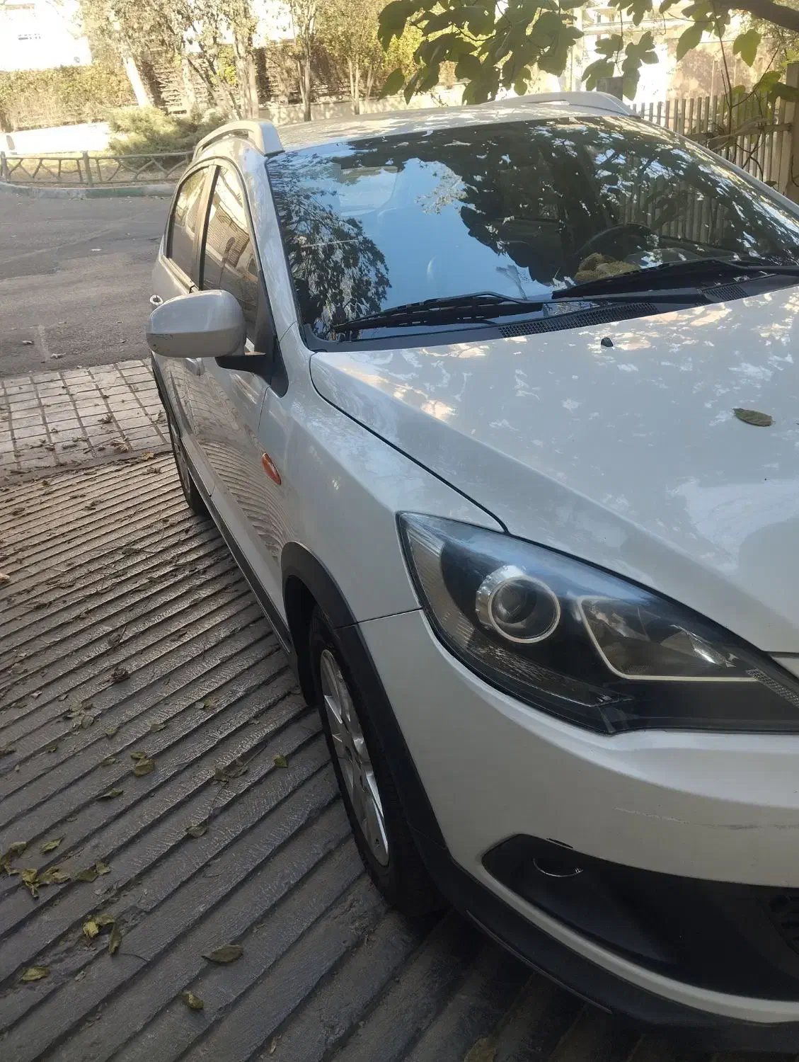 ام وی ام ۳۱۵ اسپورت اکسلنت|خودرو سواری و وانت|تهران, میرداماد|دیوار