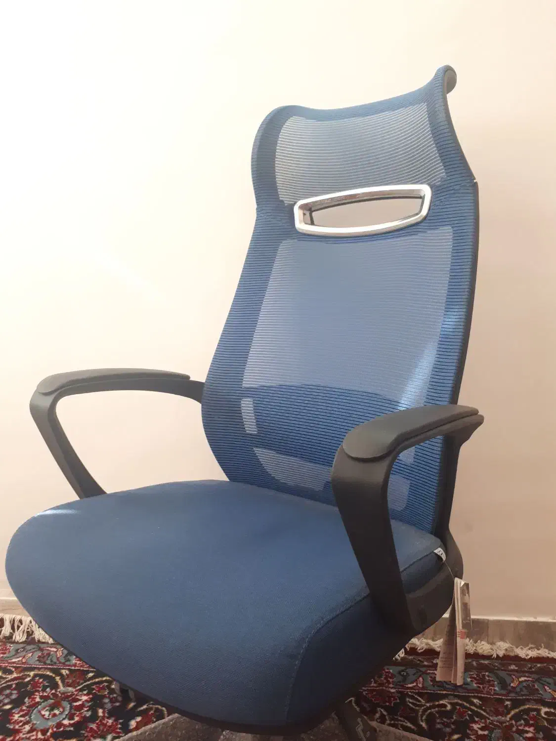 صندلی مدیریتی لیو|مبلمان اداری|دامغان, |دیوار