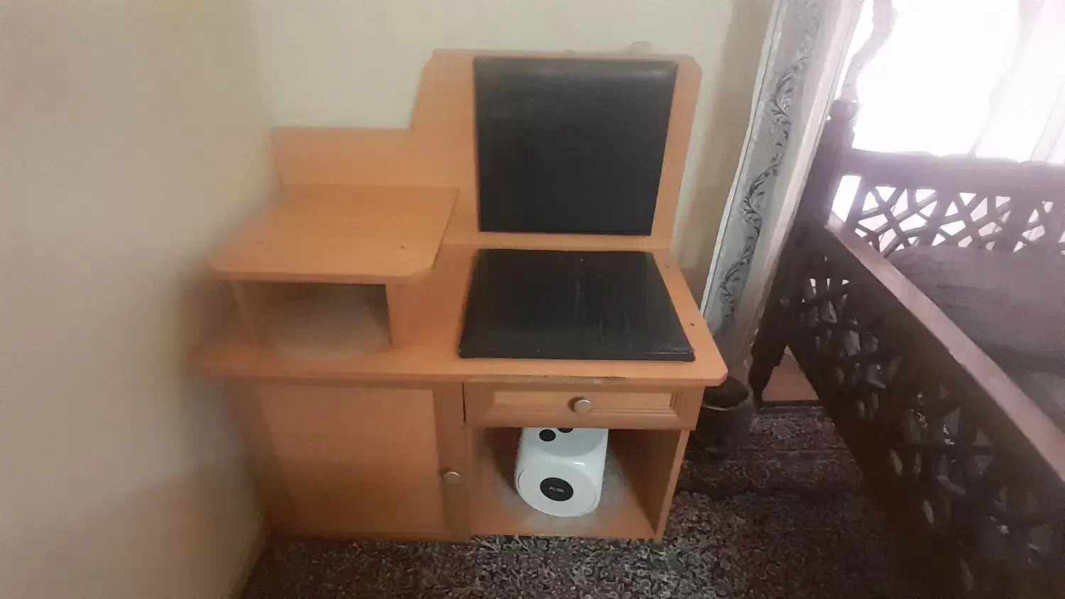 میز تلفن|میز تلفن|کرمان, |دیوار