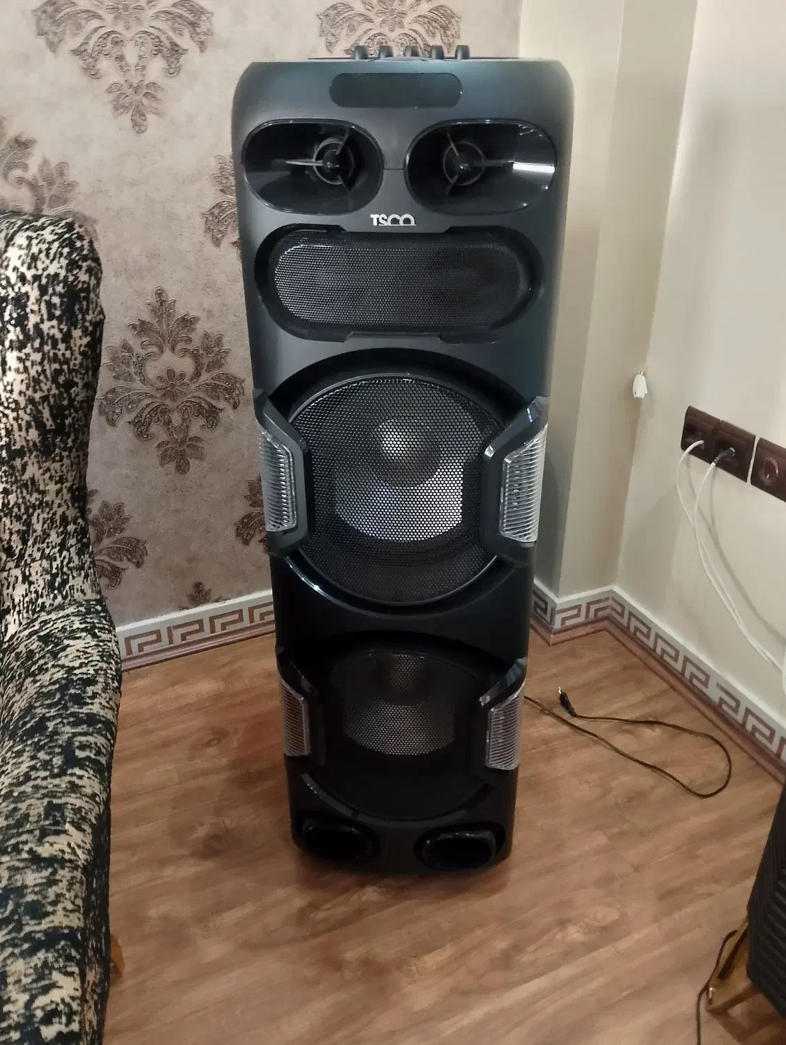 اسپیکر تسکو|سیستم صوتی خانگی|تهران, نیروی هوایی (پیروزی)|دیوار