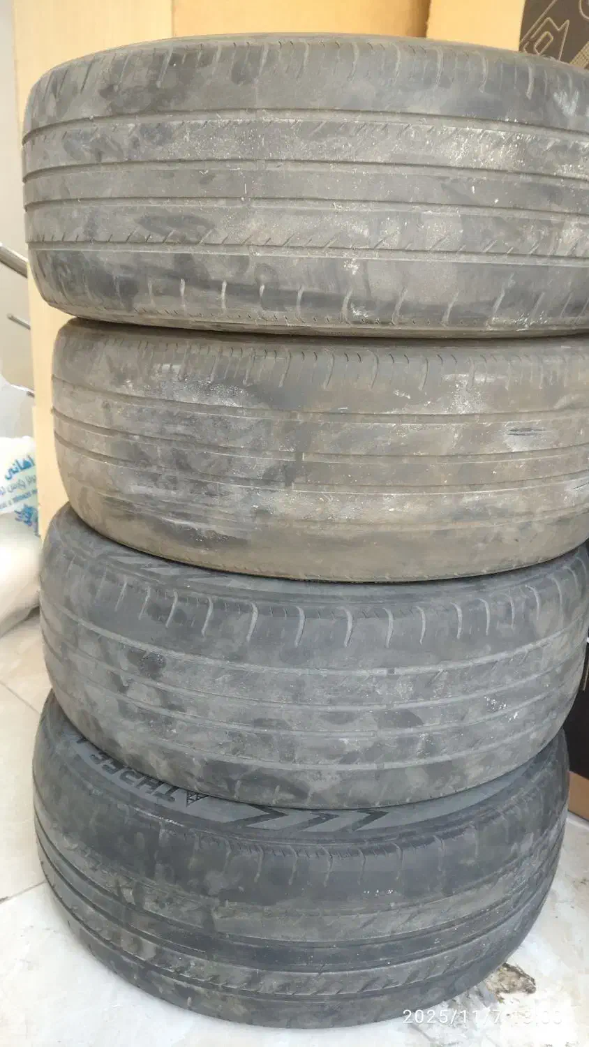 لاستیک استوک|قطعات یدکی و لوازم جانبی|ساری, |دیوار