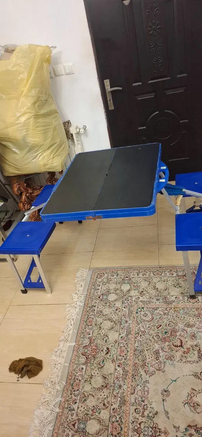 میز مسافرتی تاشو|صندلی و نیمکت|رشت, دباغیان|دیوار